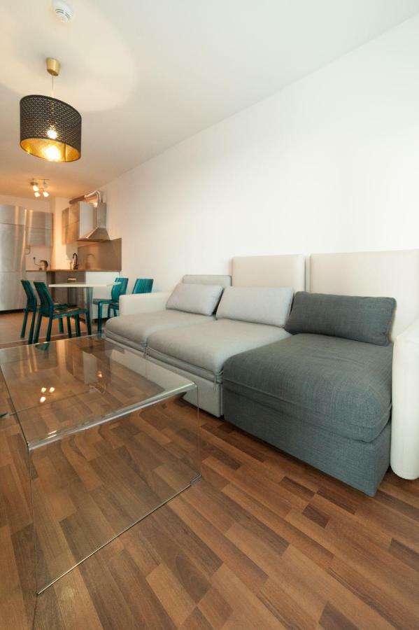 After Eight Apartment Bratislava Eksteriør bilde